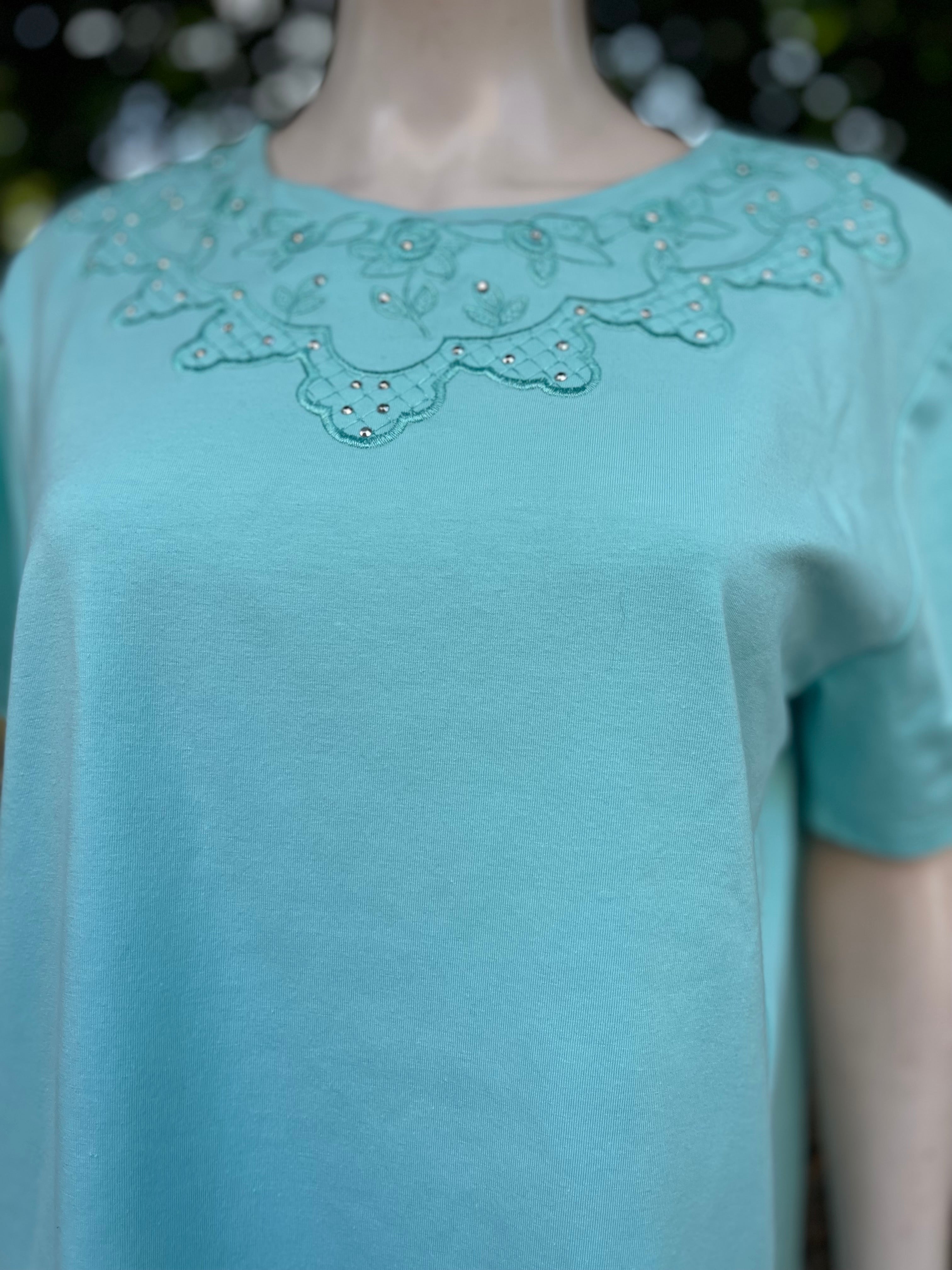 Teeshirt brodé col brodé 40-42