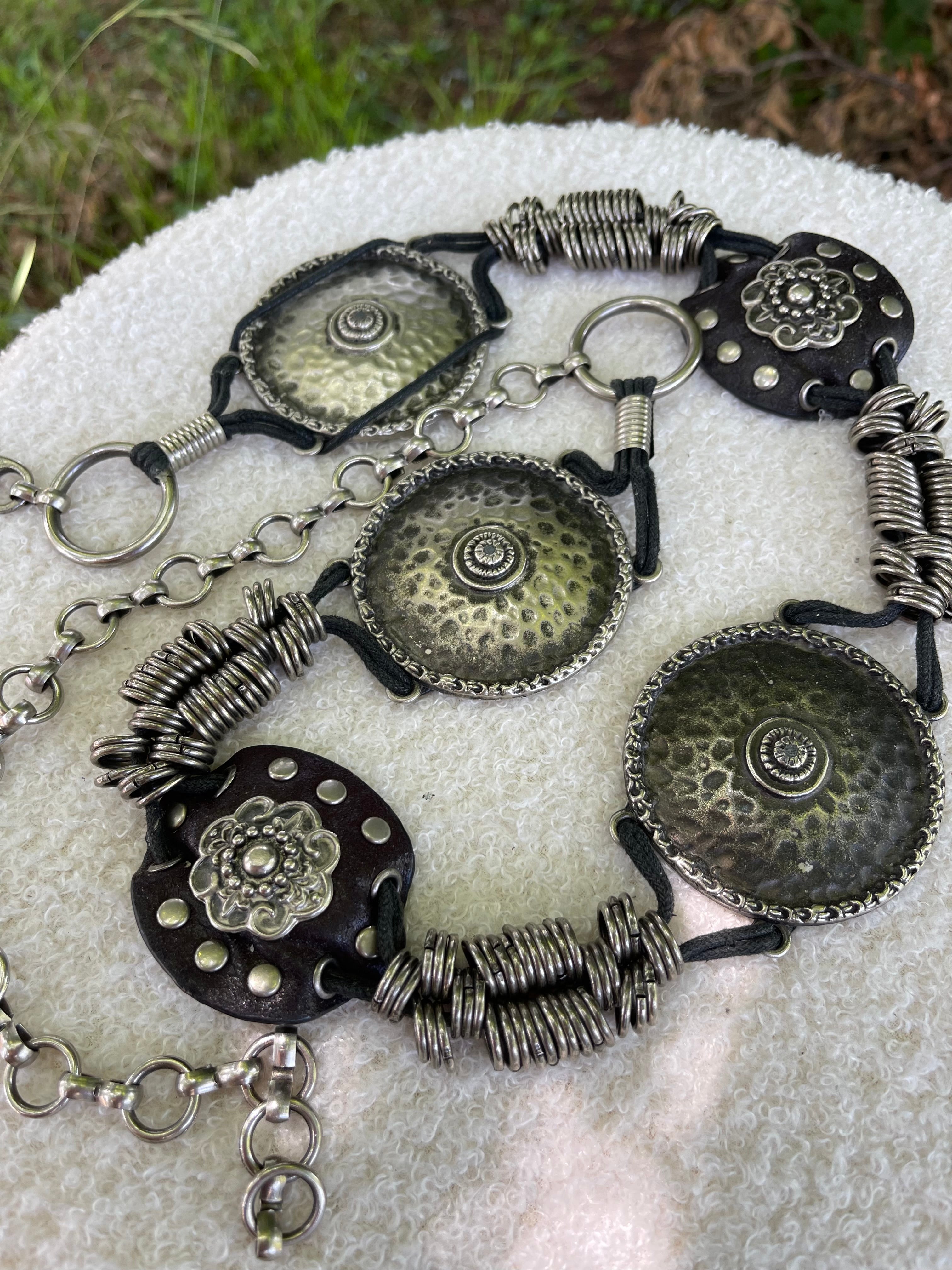 Ceinture cuir métal martelé