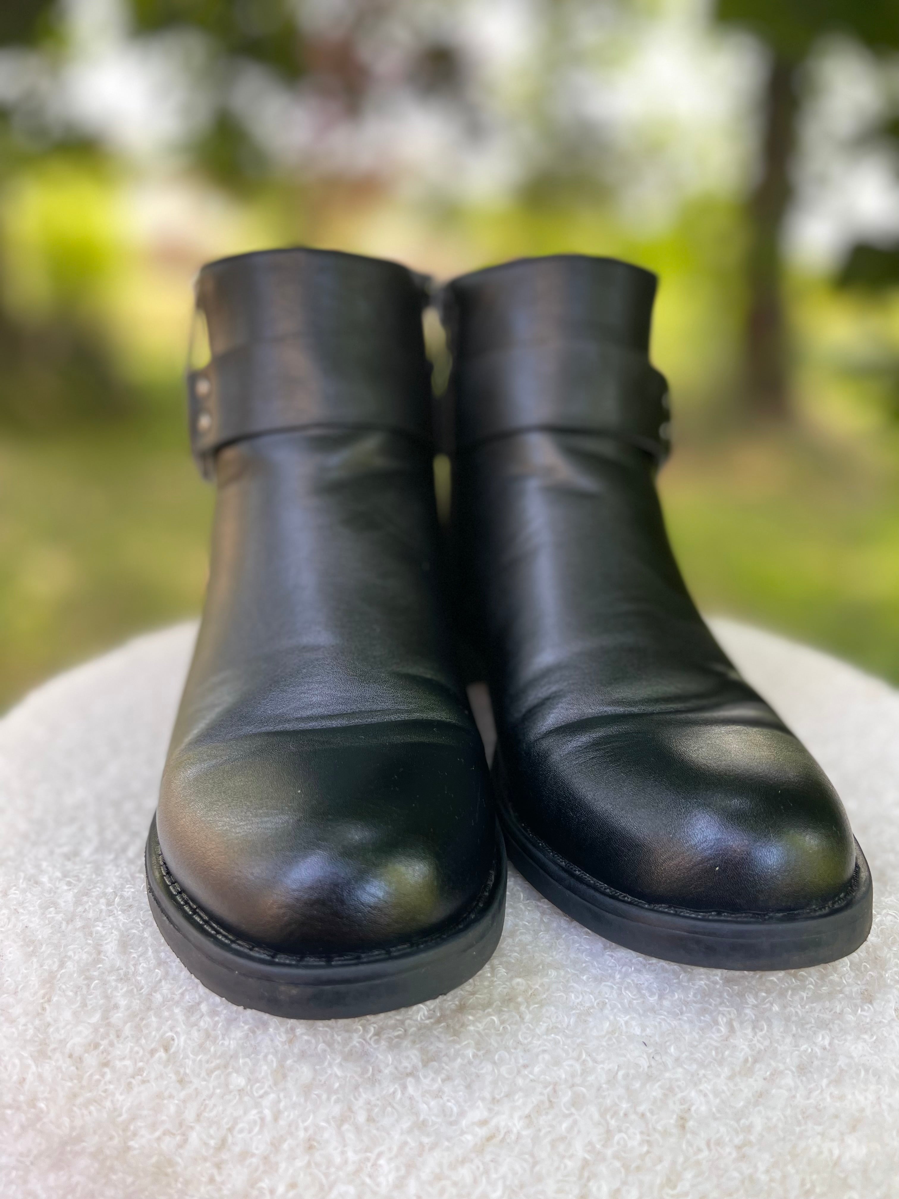 Bottines noires minimalistes LPB 36