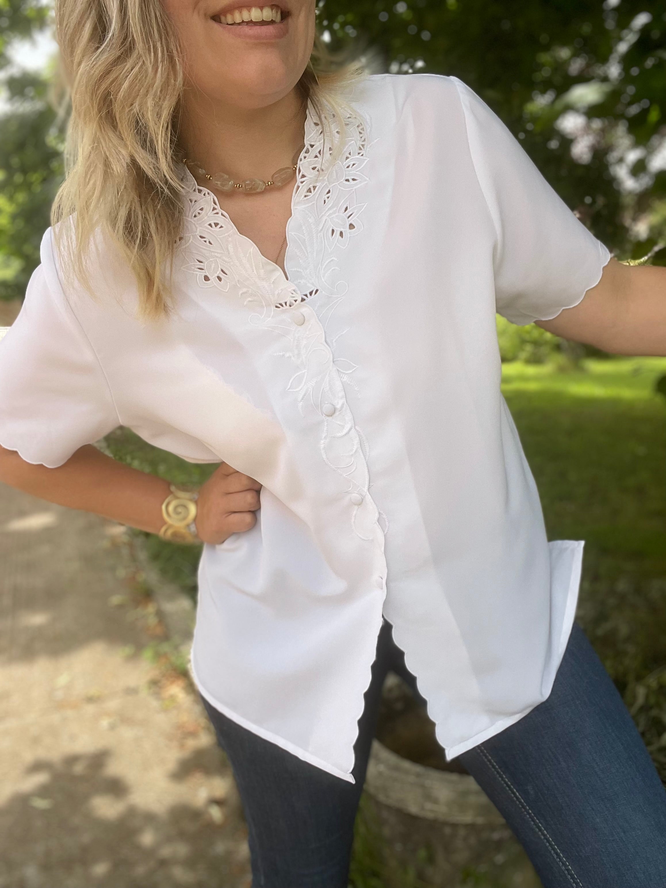 Blouse vintage blanche brodée 40-42