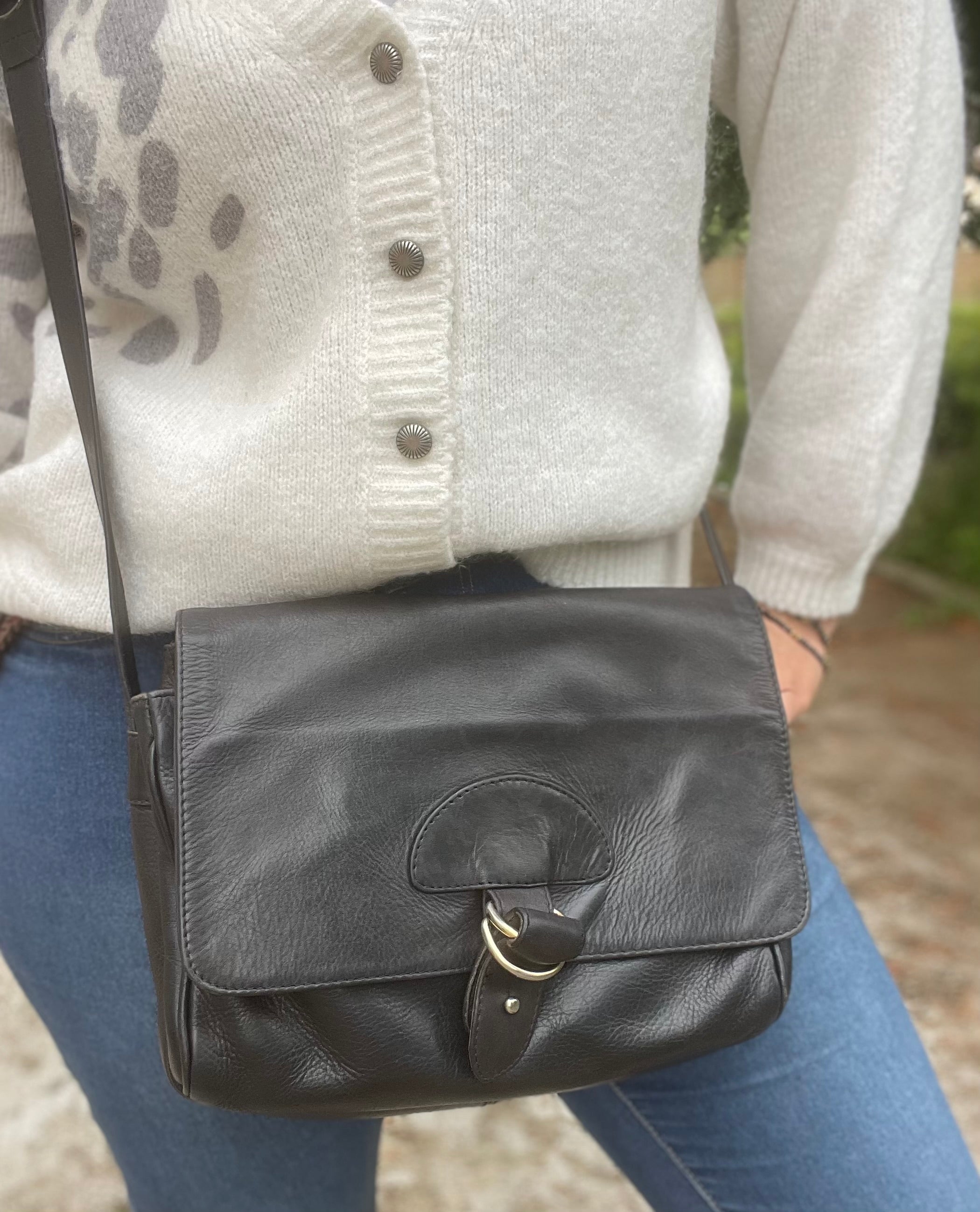 Sac bandoulière cuir vintage