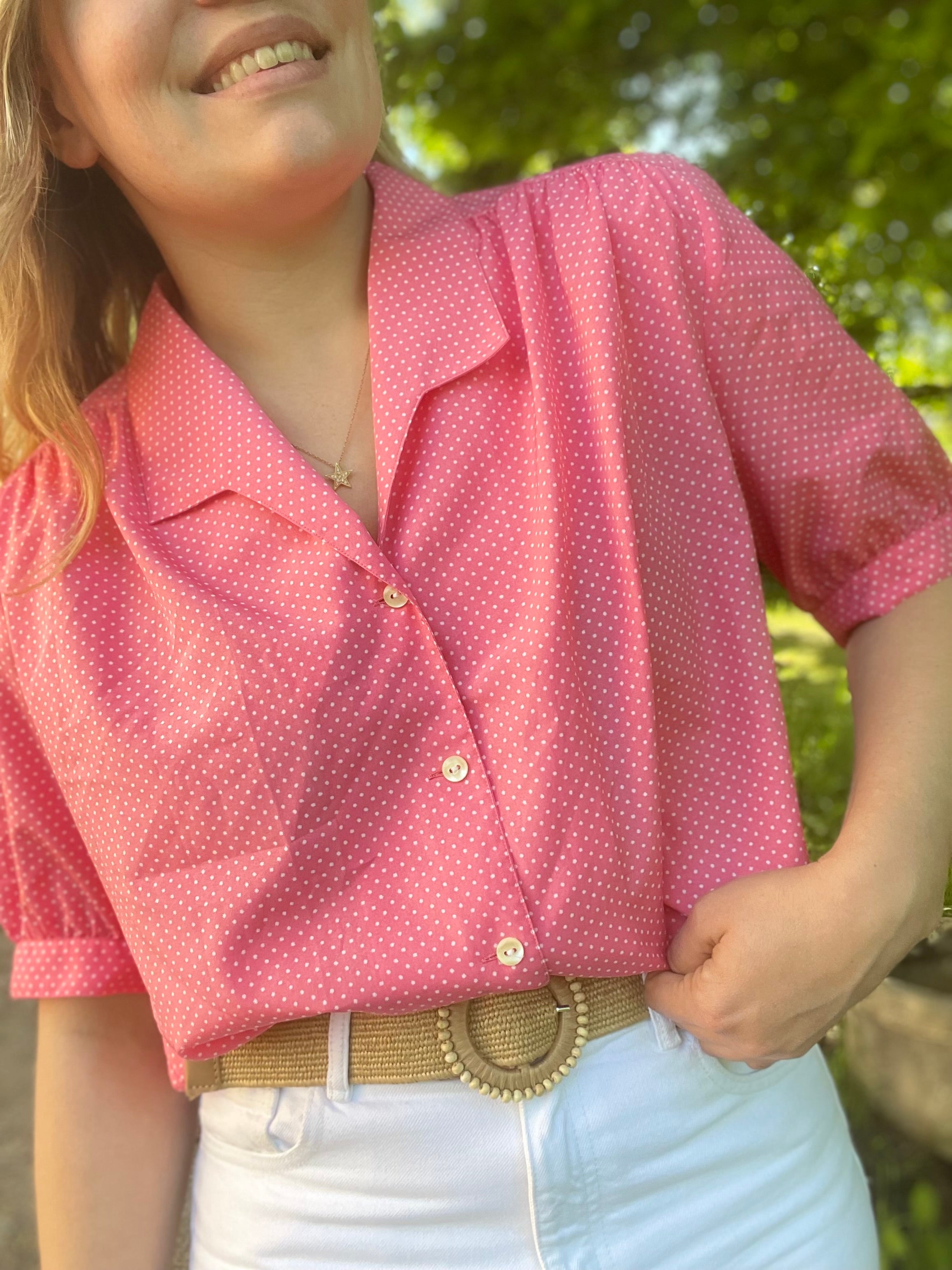 Chemise vintage rose à pois