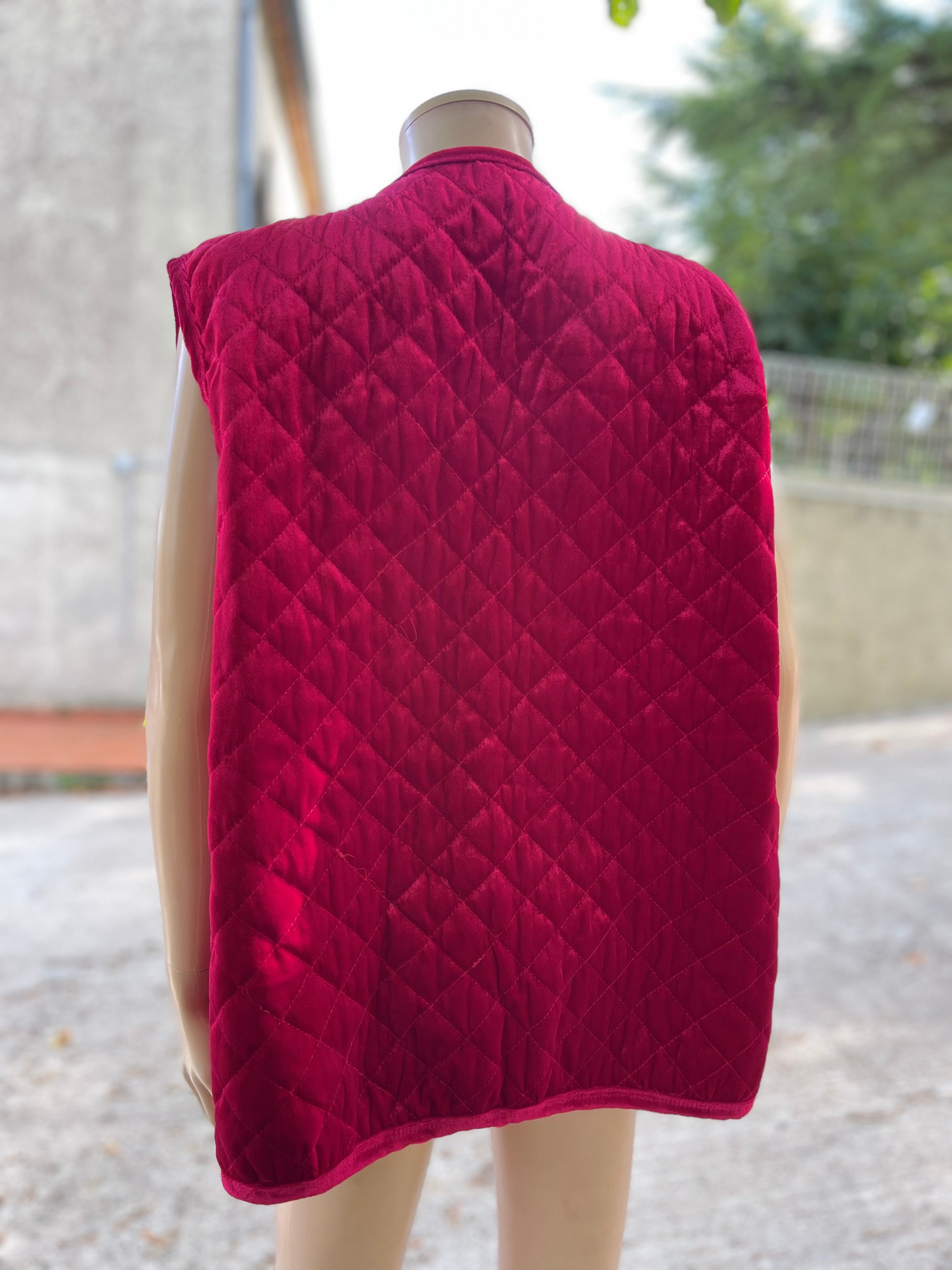Gilet vintage matelassé en velours bordeaux 46