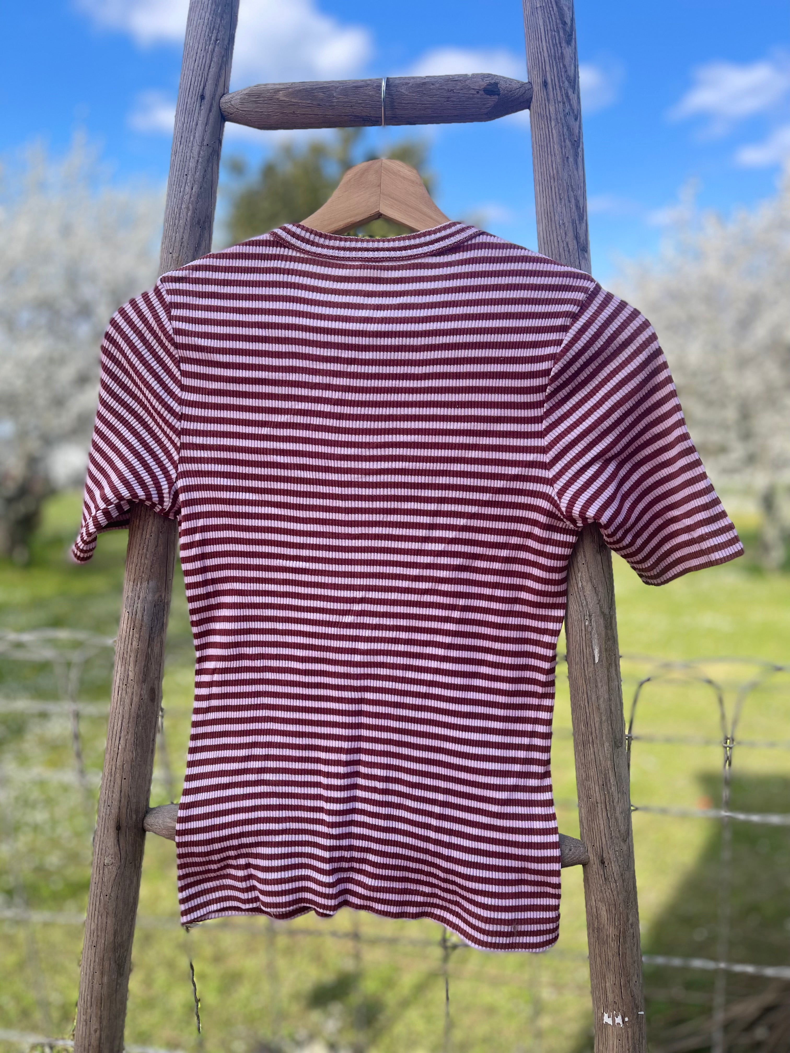 T-shirt vintage côtelé rayé bordeaux & rose