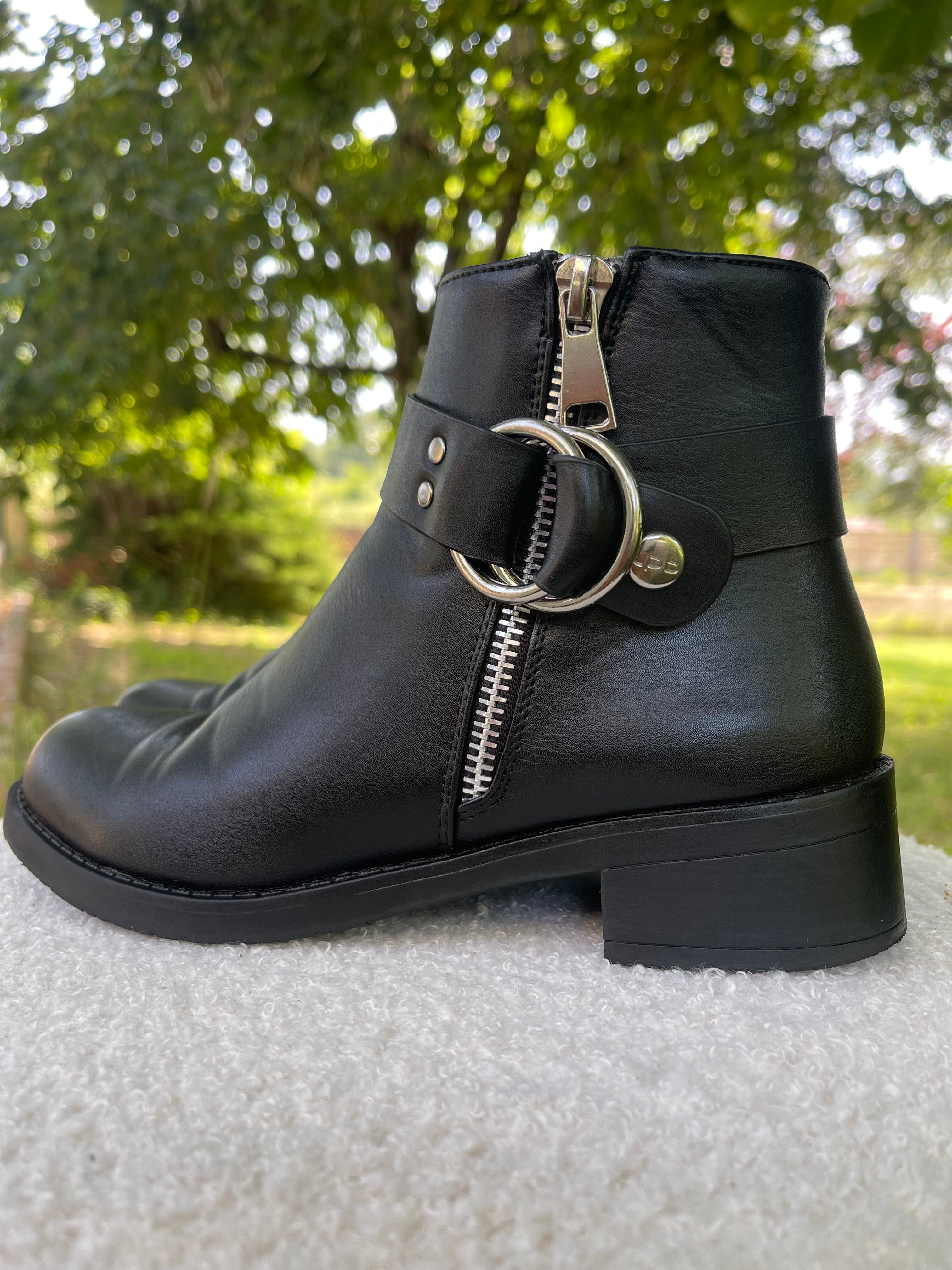Bottines noires minimalistes LPB 36