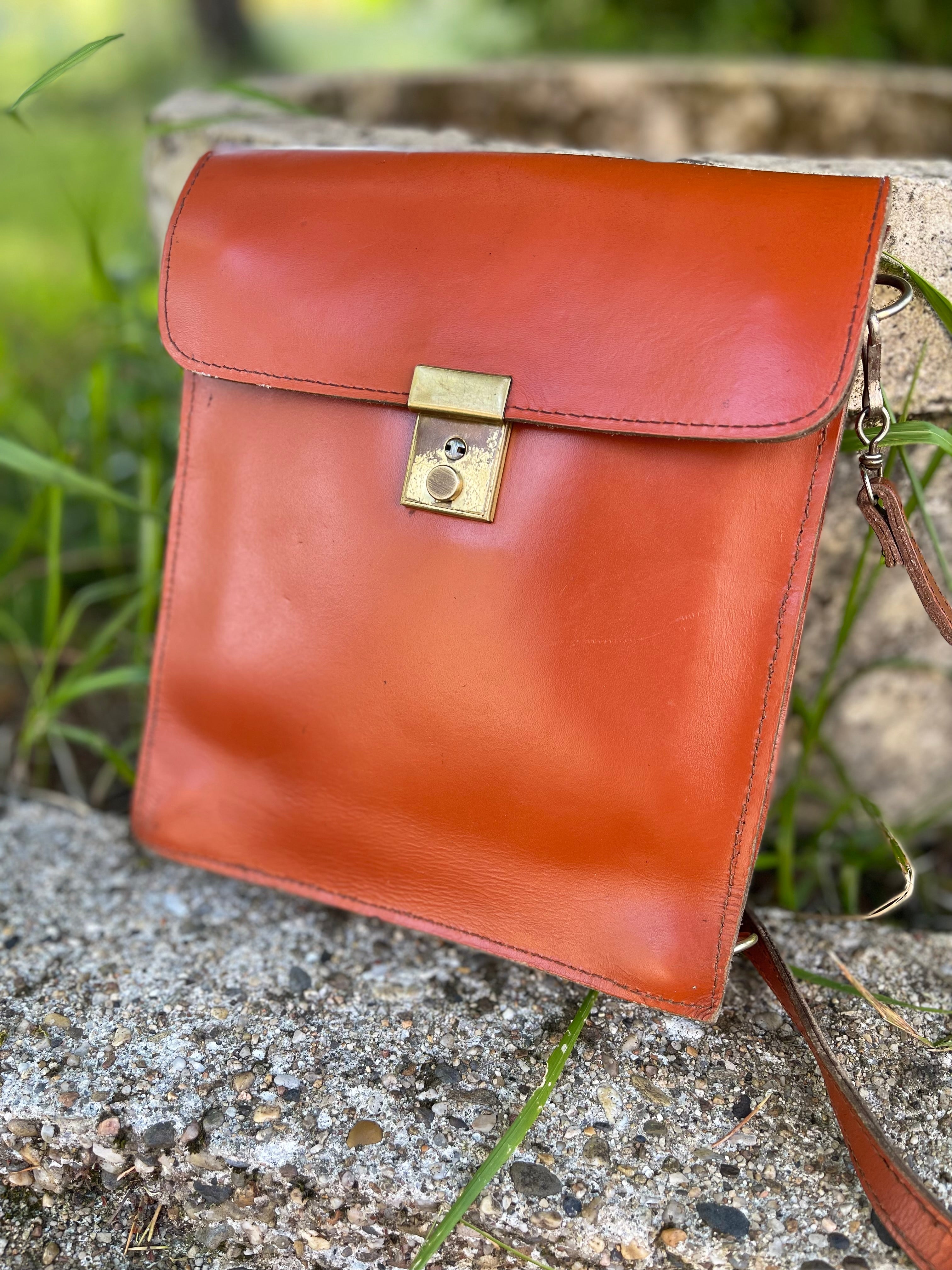 Sac en cuir caramel année 70/80