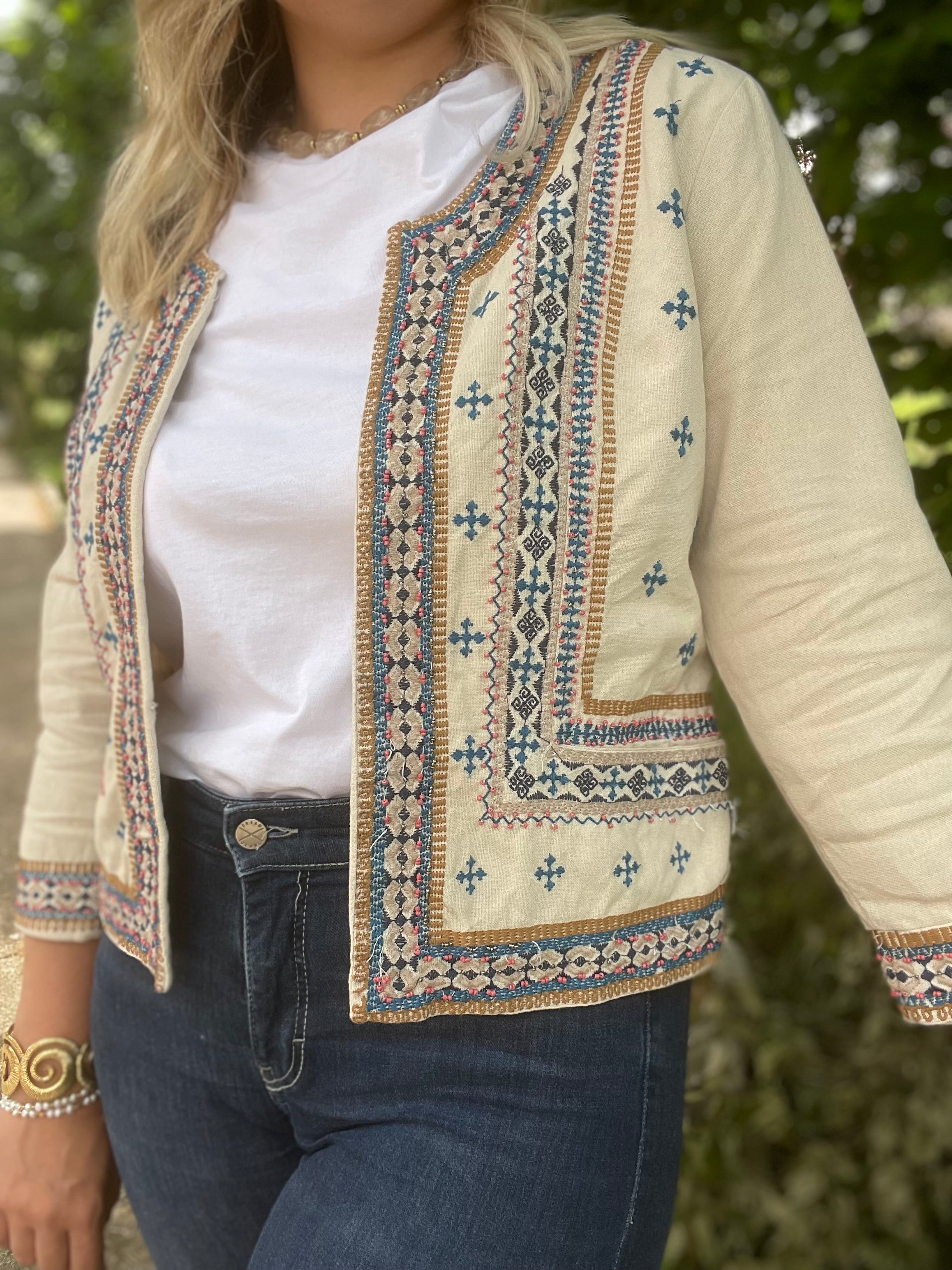Veste brodée écrue bohème 36-38