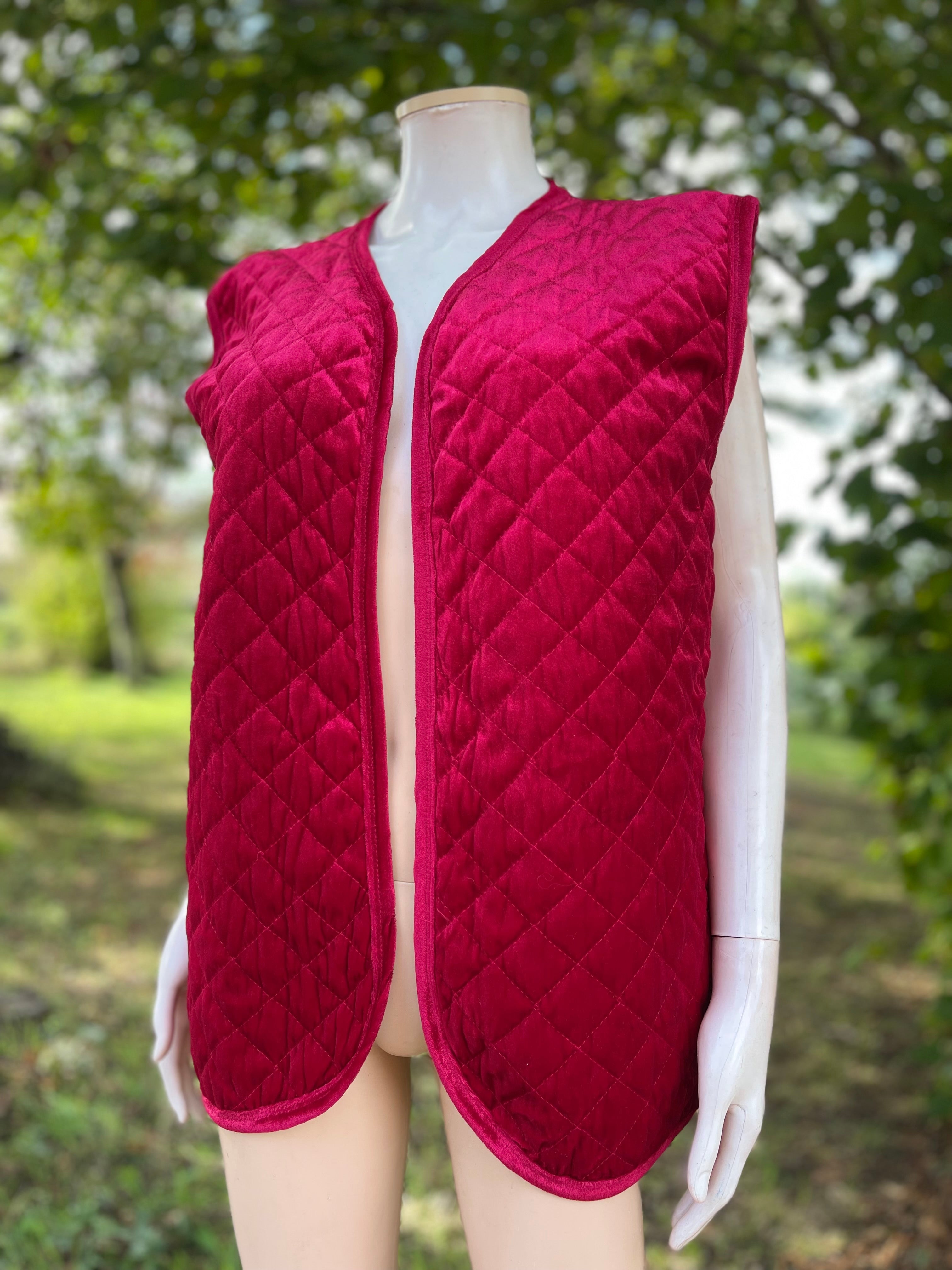 Gilet vintage matelassé en velours bordeaux 46