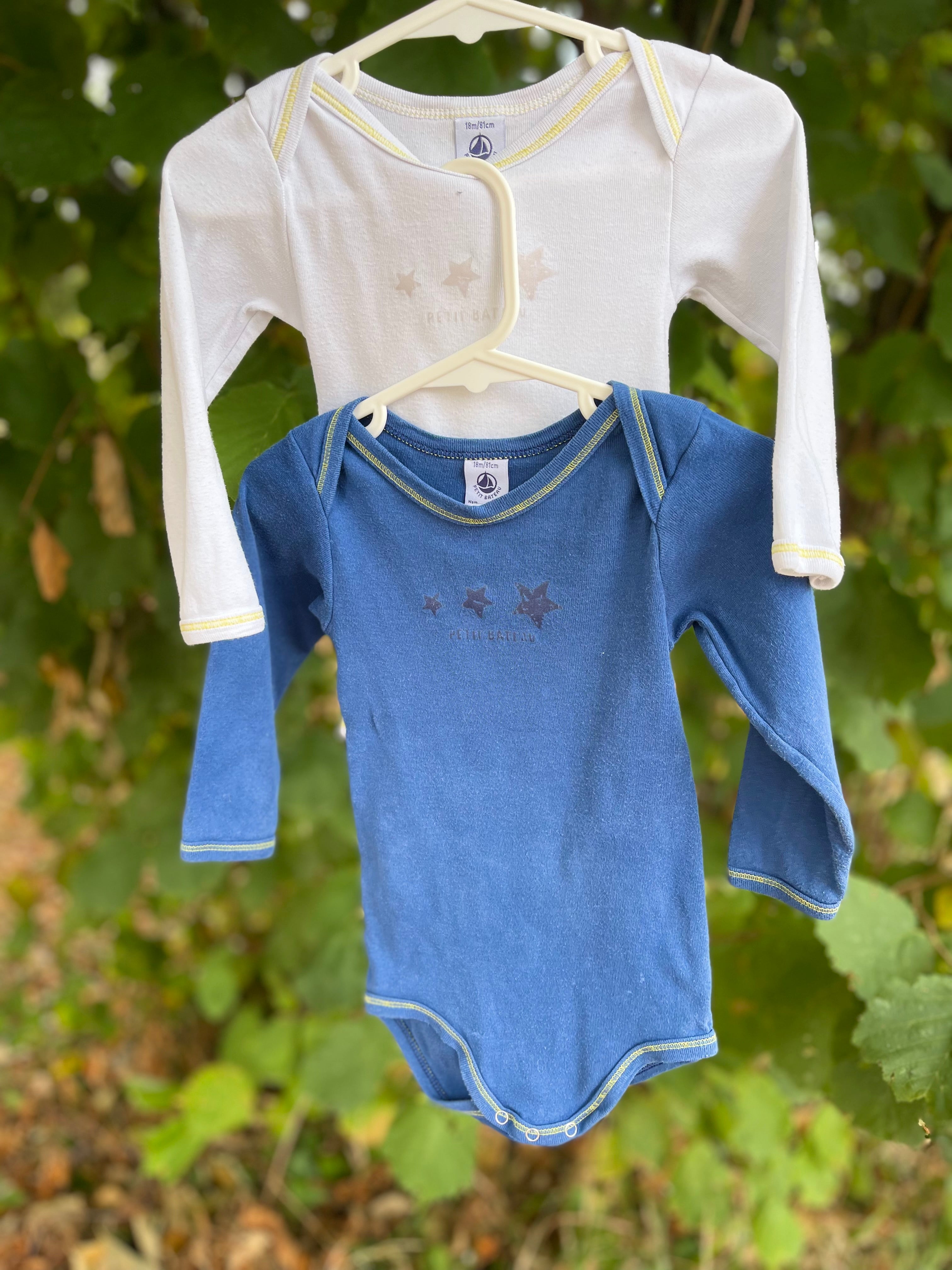 Lot de deux bodies petit bateau 18 mois coton