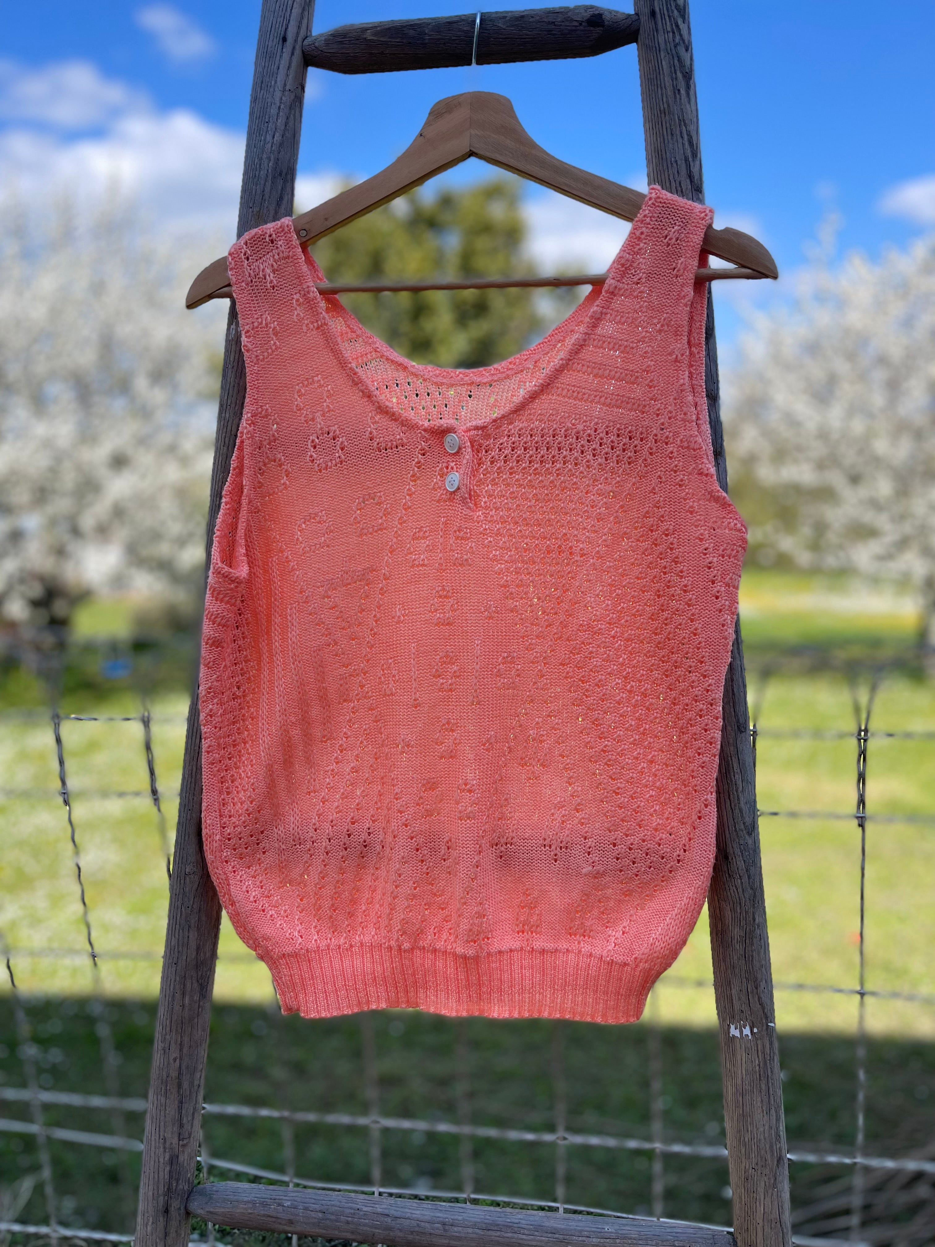 Top maille vintage corail ajouré