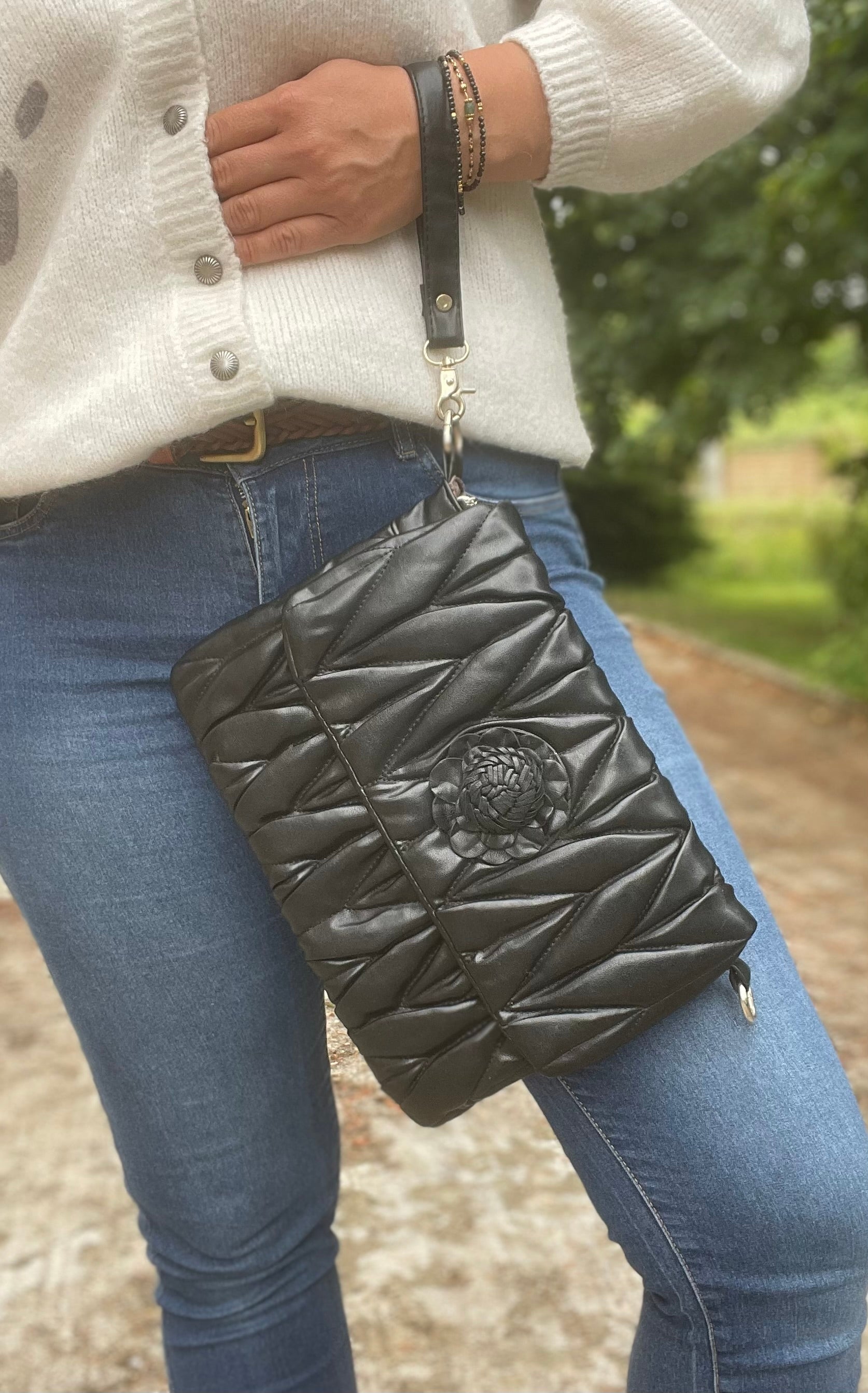 Pochette matelassée noire