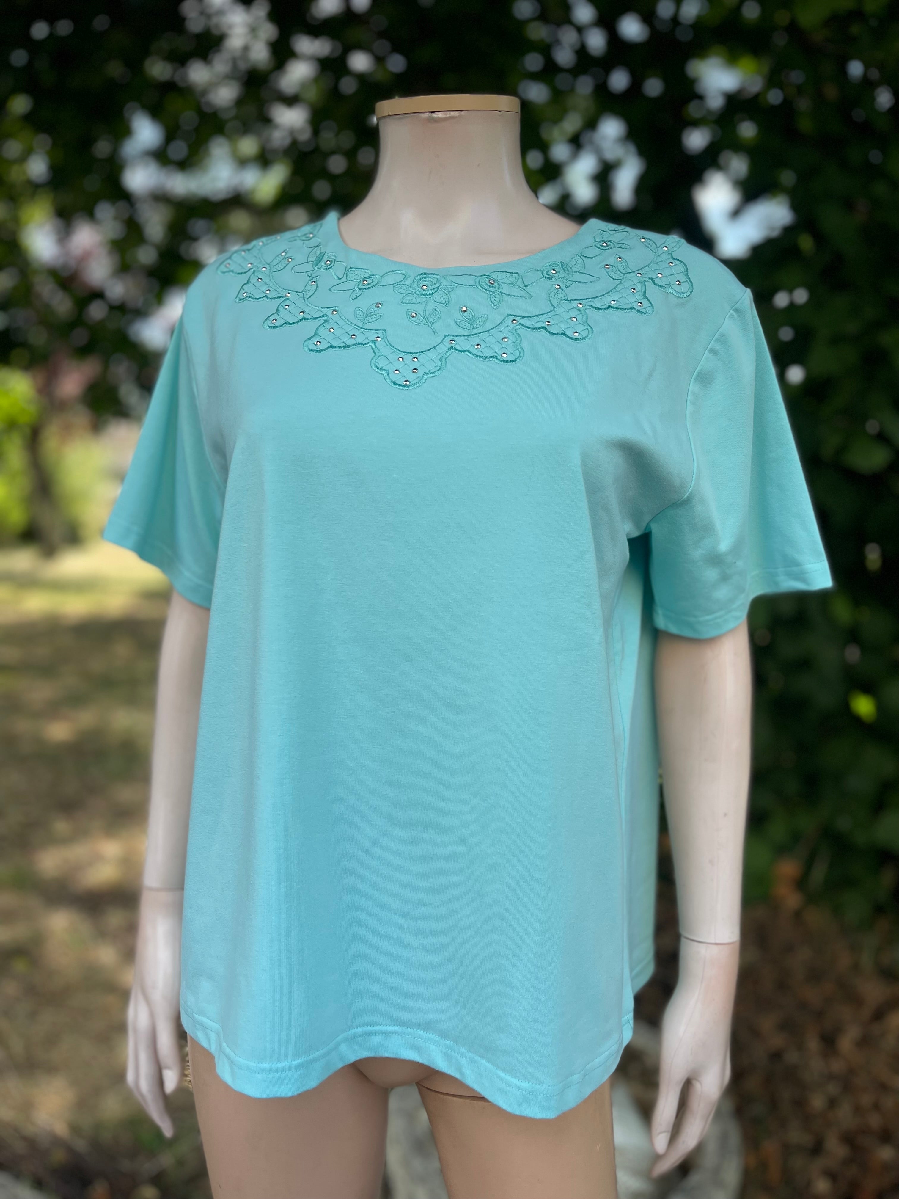 Teeshirt brodé col brodé 40-42