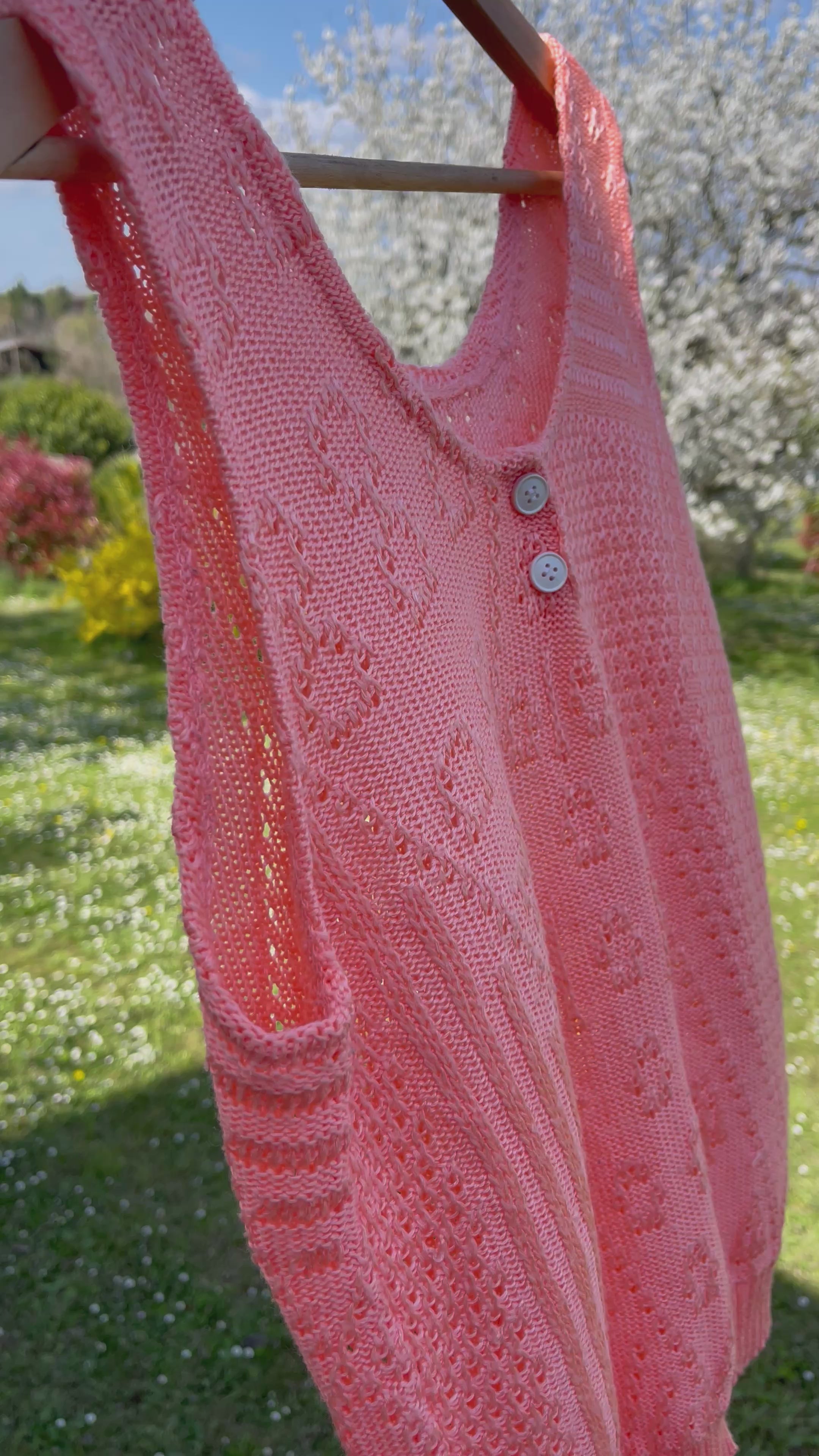 Top maille vintage corail ajouré